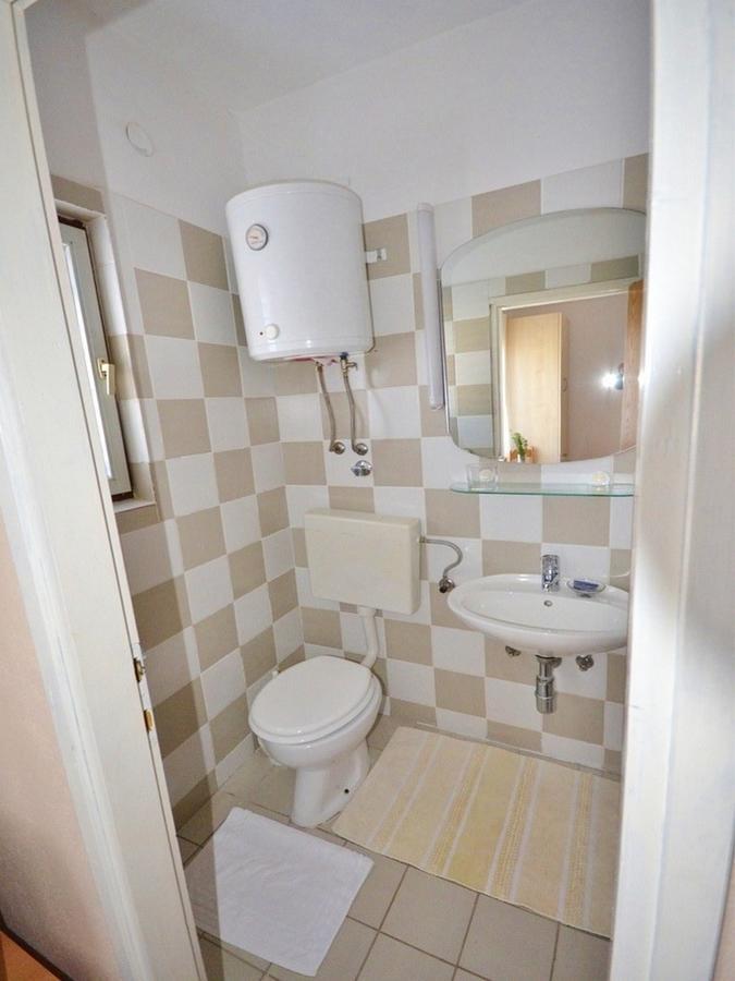 Sukošan Apartments & Rooms Boris מראה חיצוני תמונה